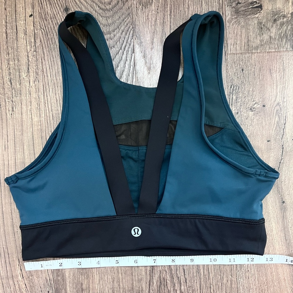 Lululemon medium support sports bra - Picture 2 of 3